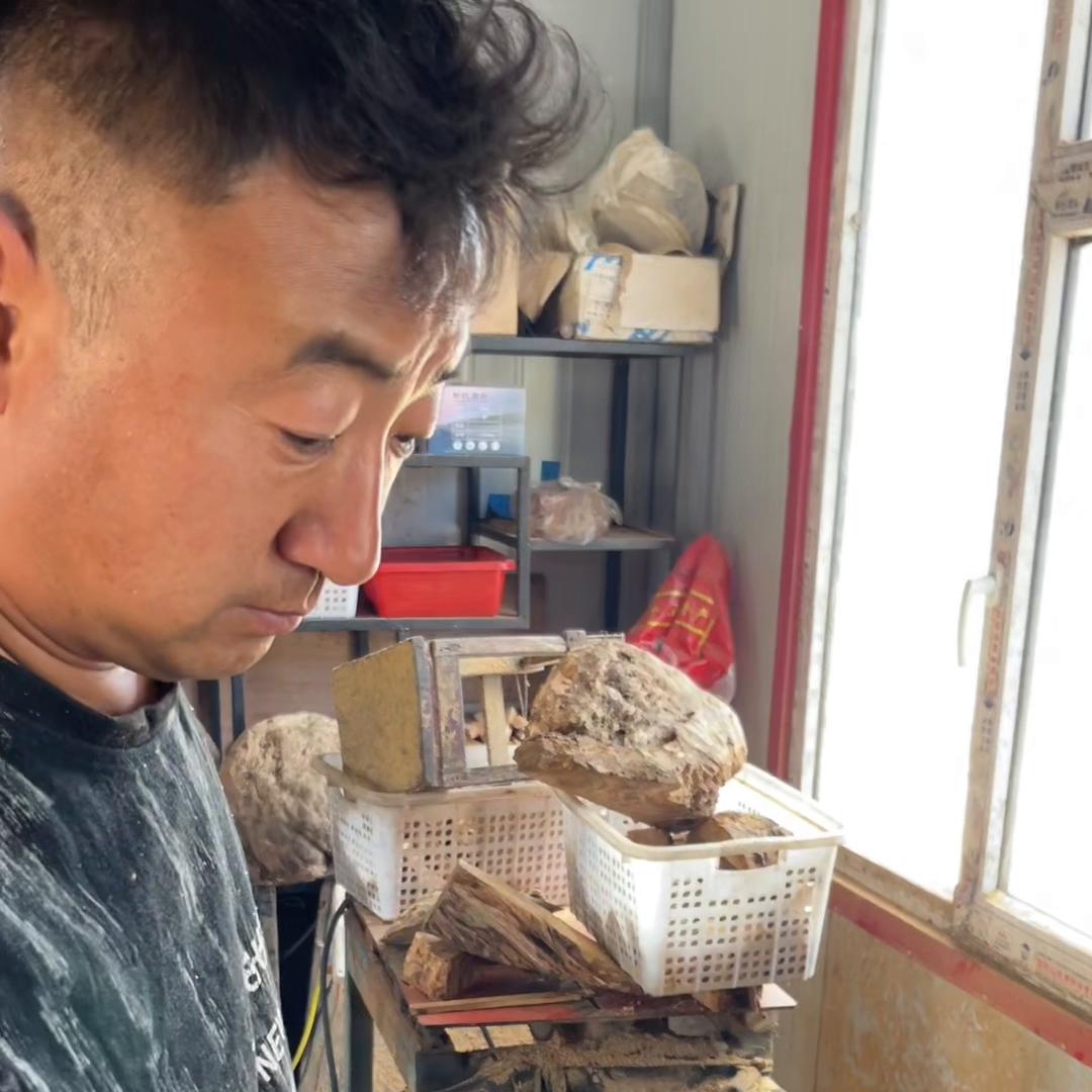 想要琥珀木手串的，下午不见不散#请给手艺人一个关注双击支持