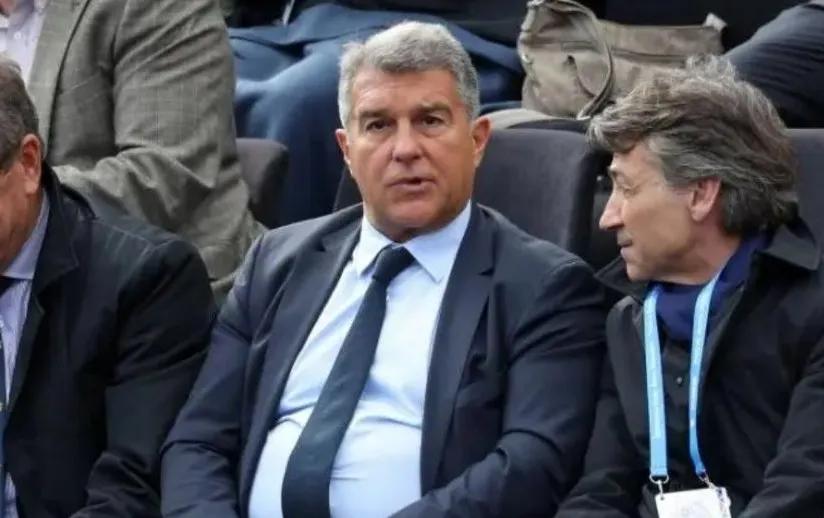 梅西没回巴萨,梅西确定离开巴萨阿圭罗的反应