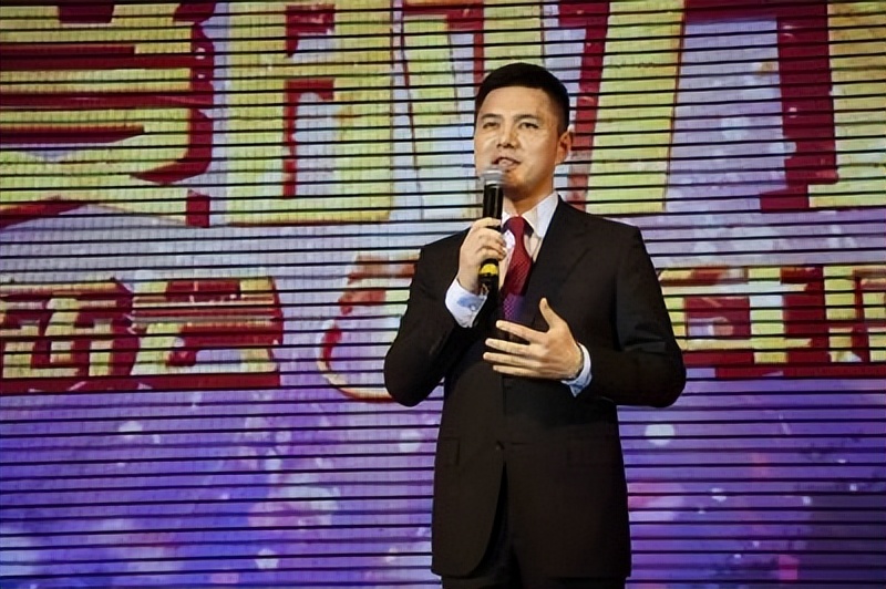 原央视播音员赵普离职后发展怎样,央视主播赵普离职后当网红