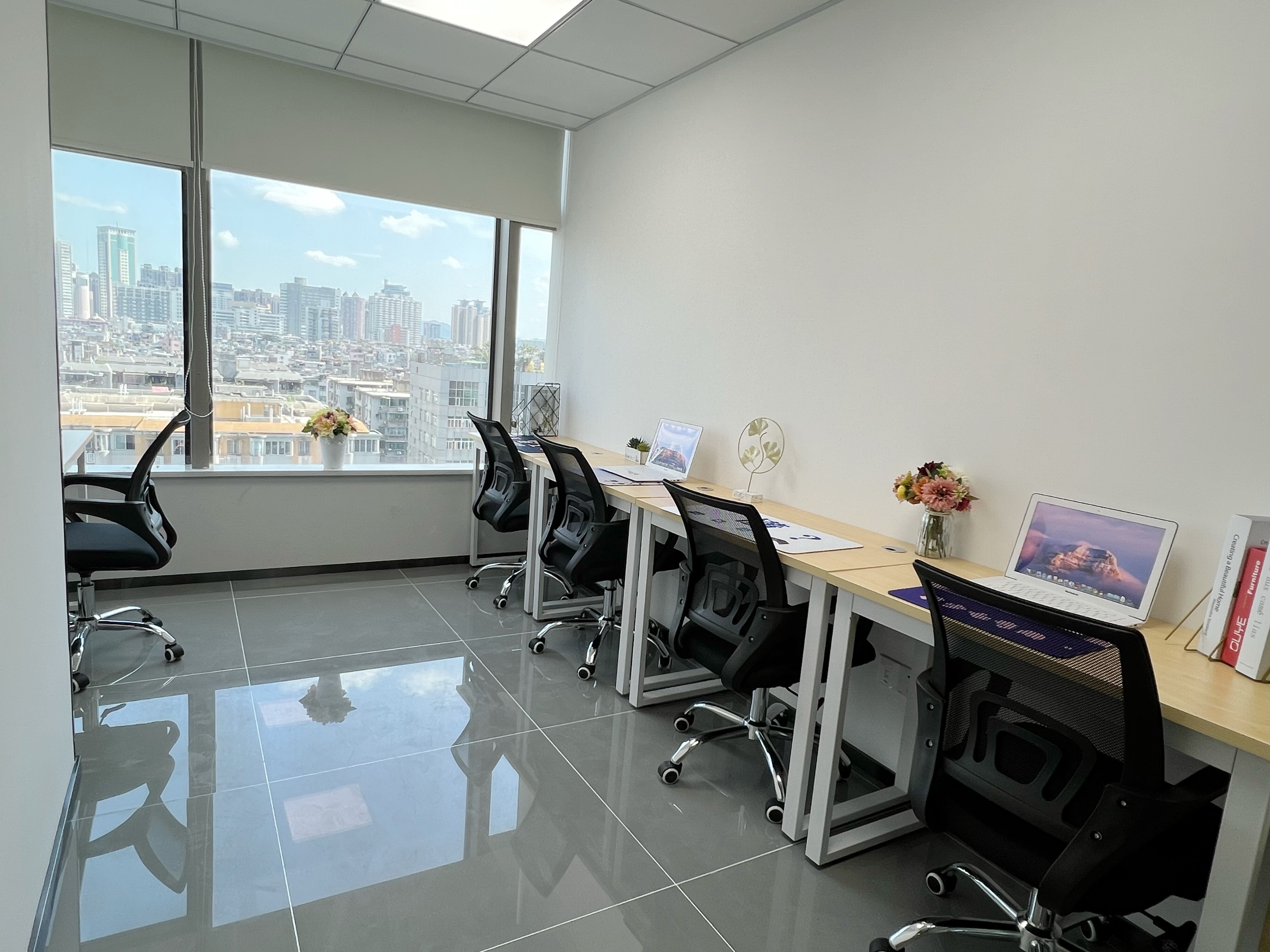 广州办公室直租,广州租小型办公室一价全包