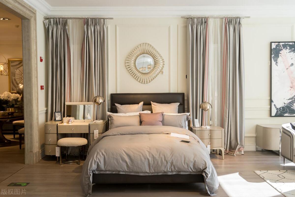 卧室床选2米长还是2.2米,卧室的床要选高的还是低的