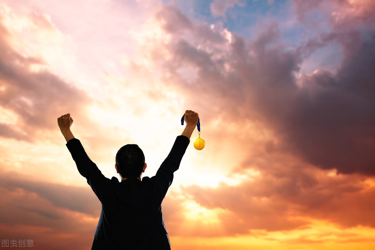 被人欺负了怎样霸气的反击,当被欺负的时候该怎么还手