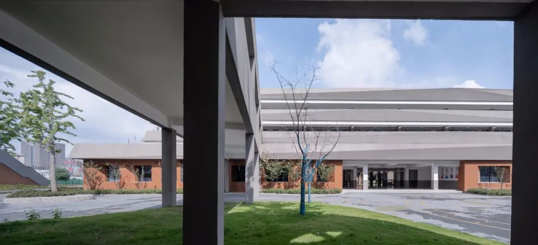 小学生建筑创新设计,有特色中小学建筑设计