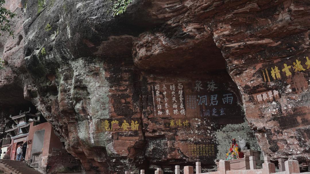 徽州过大年|【齐云山春节专享】2天1晚低至599！新年烟花秀、线下集五福、财神巡游…年味超浓！