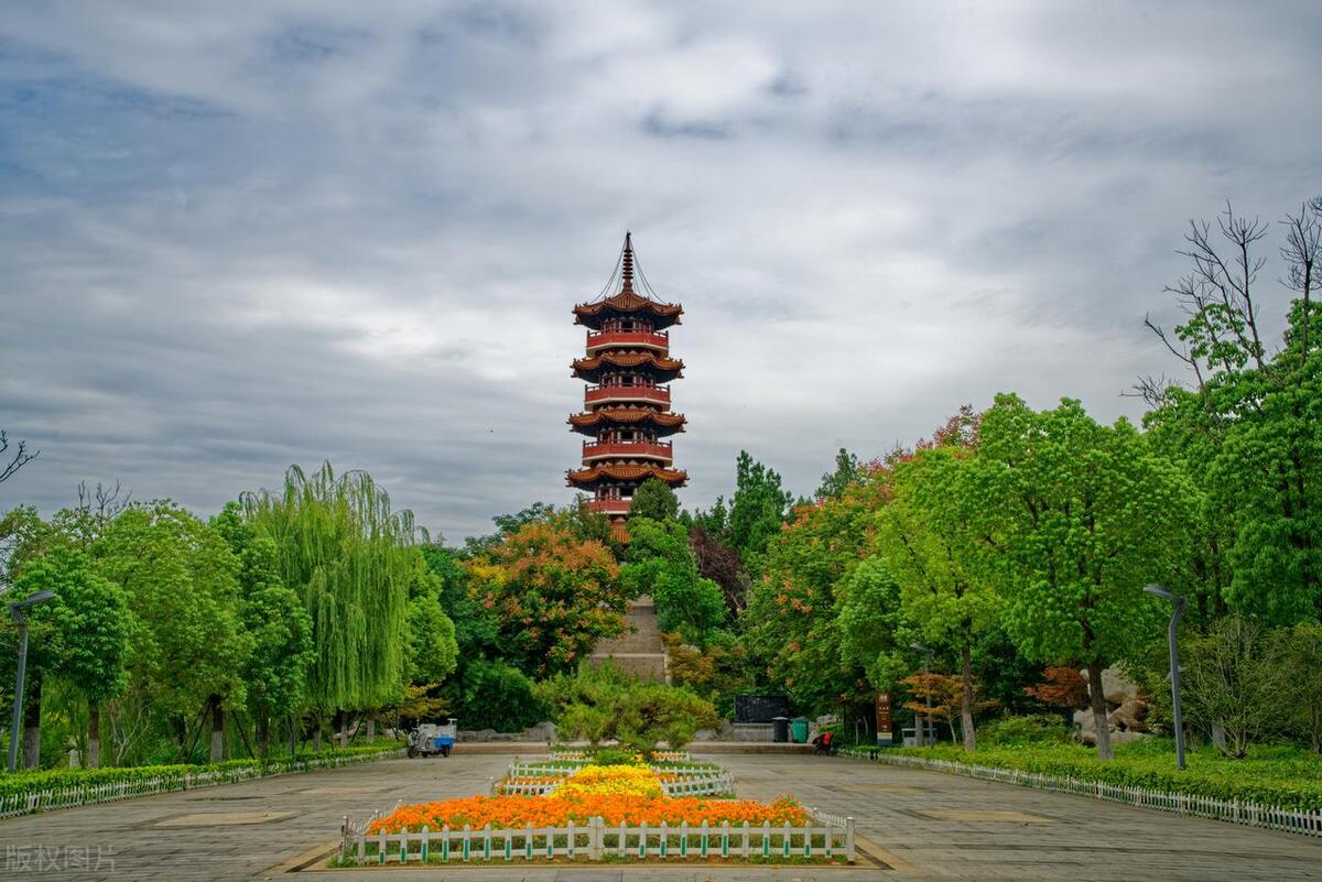 藏霸为何放弃称霸一方，跟随曹操