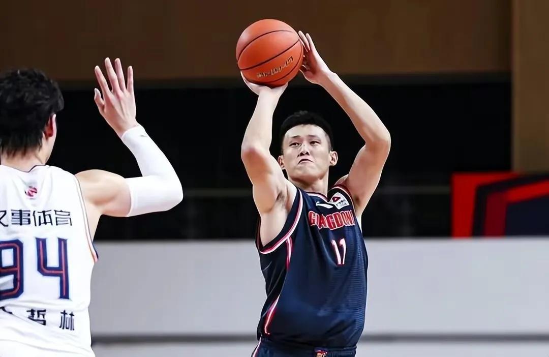 周鹏谈加盟深圳队,顾全周鹏