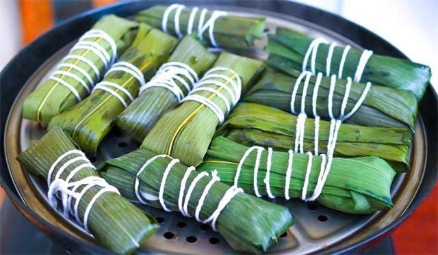 糯米粉别包汤圆了，教你新做法，软糯香甜粽香浓郁，凉热都好吃