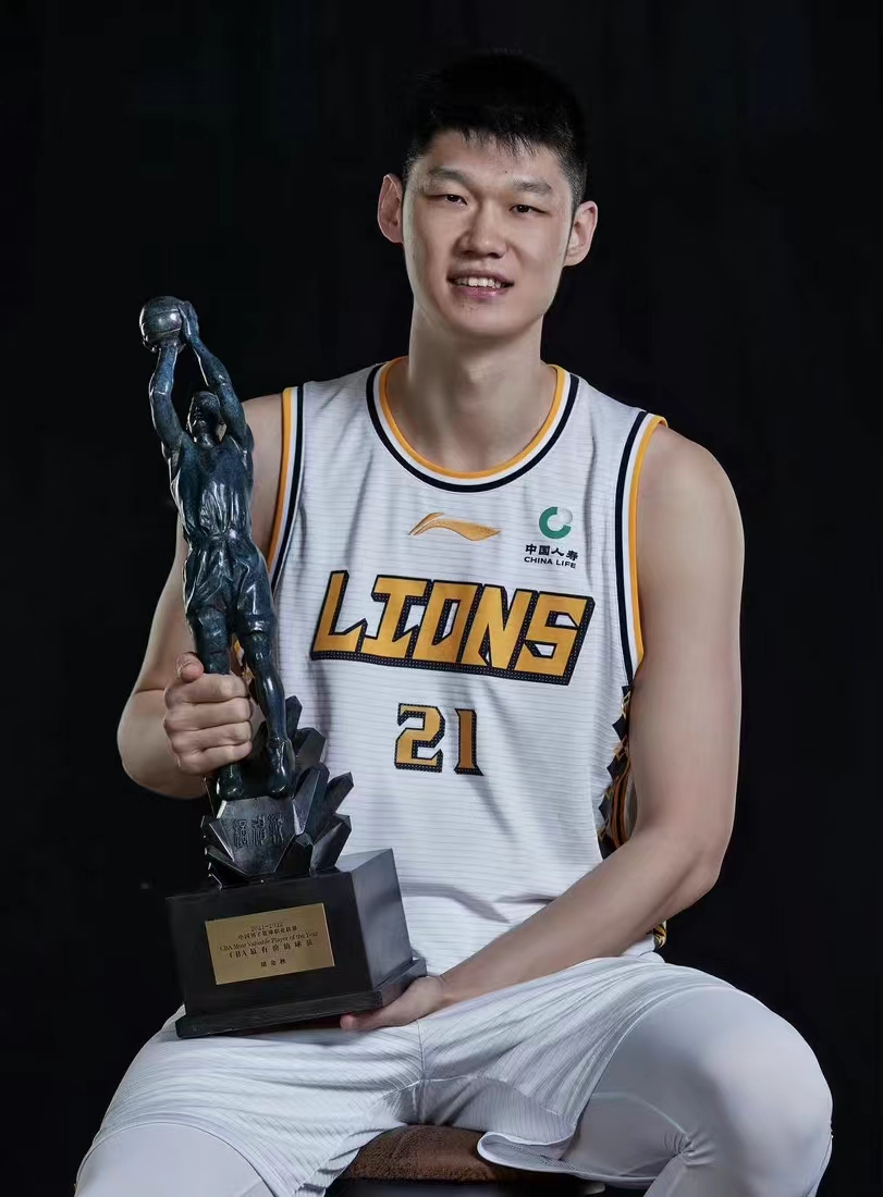 姚明cba各项数据纪录,cba总决赛姚明51分21篮板