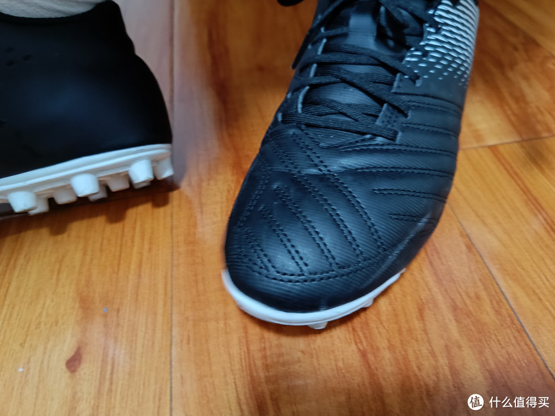 迪卡侬100块钱以下的足球,迪卡侬100多的鞋子