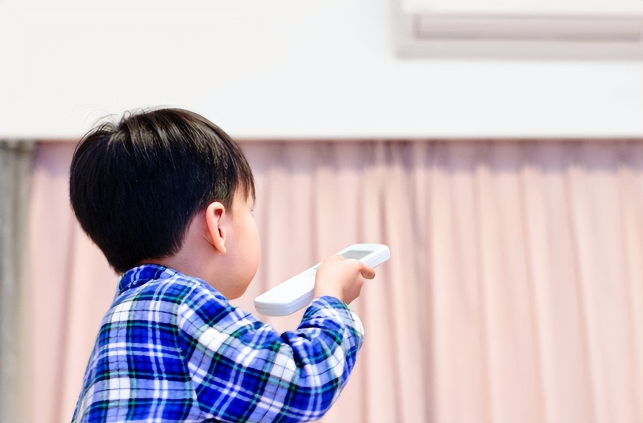 如何开空调最省电费,空调一开一关很费电怎样用最省电