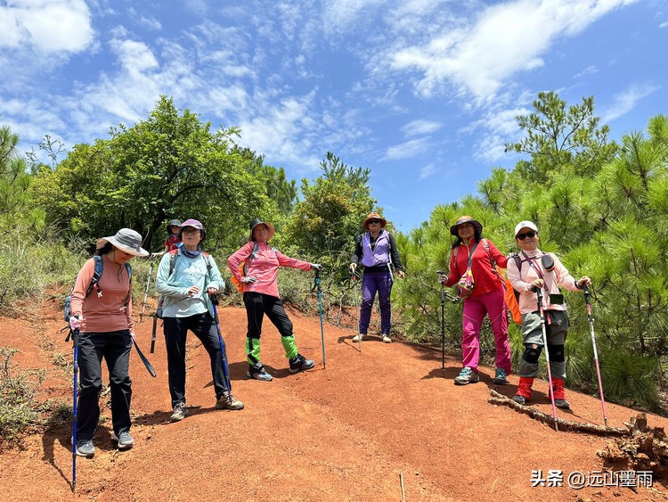 走进昆明安宁，爬癞乌包山、走车木河水库，收获了简单纯粹的快乐