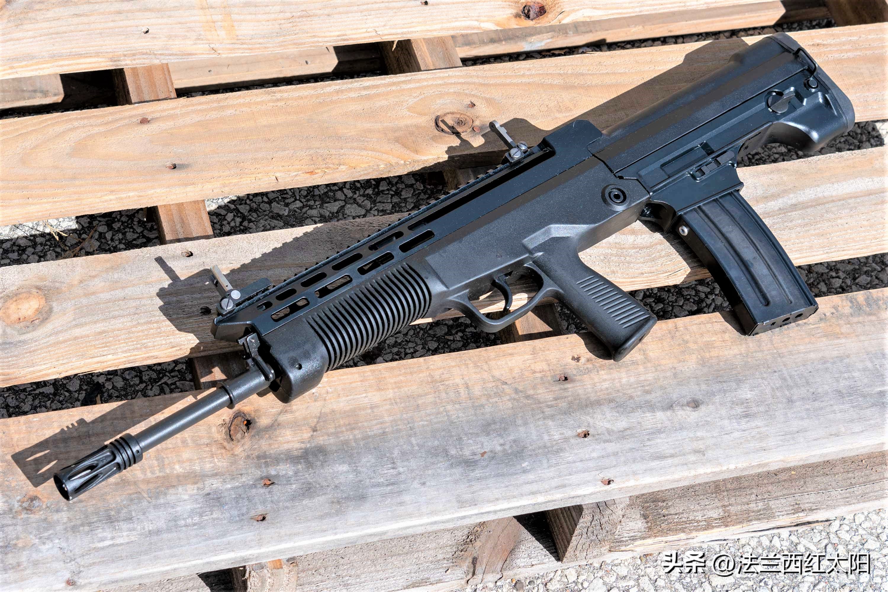 qbz97突击步枪外国人评价,中国qbz97突击步枪