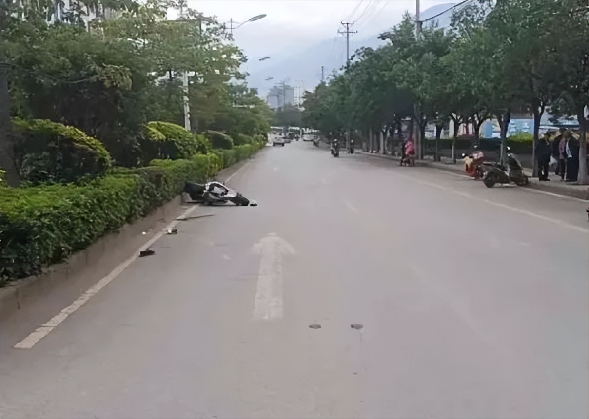 未成年人骑电动车被交警抓的后果,未成年人骑行电动车安全事故