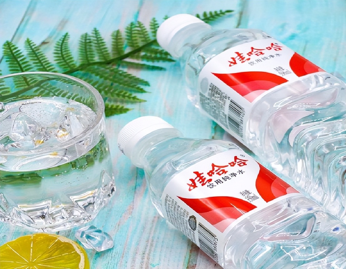 农夫山泉面对消费者对瓶装水质疑,农夫山泉如何称霸瓶装水