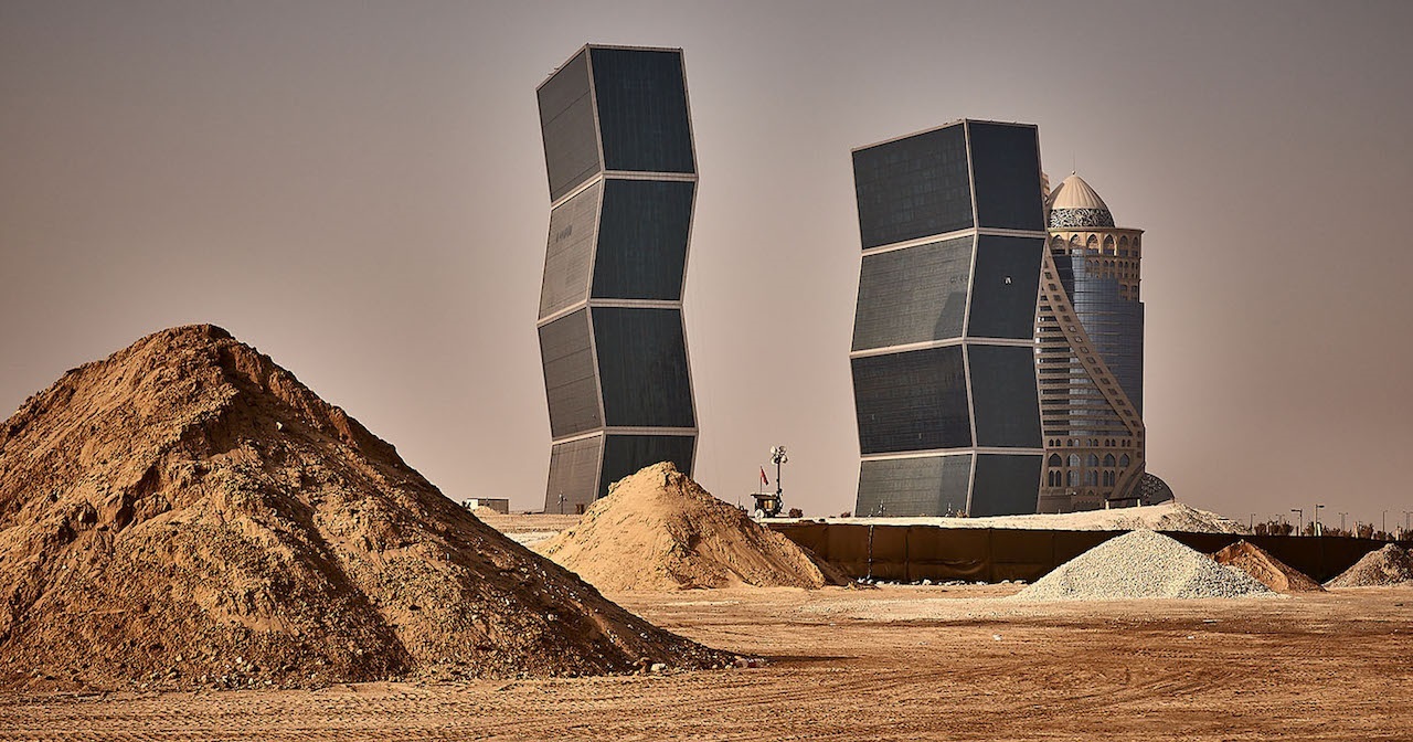 西方与东方的对决,西方和东方的战斗