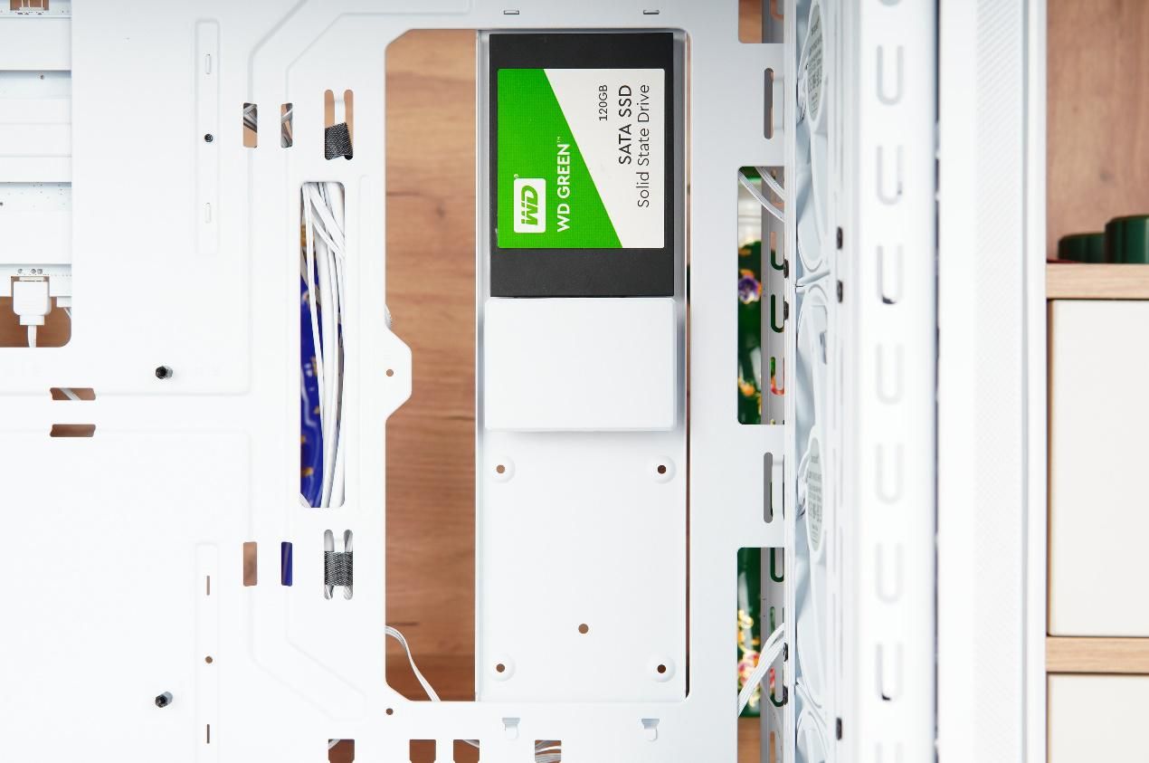 令人惊艳的散热效能，德商德静界ShadowBase800FX机箱