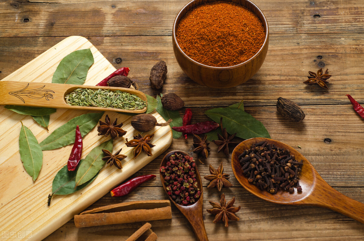 长痘皮肤干燥起皮屑怎么办,皮肤敏感干燥粗糙长痘