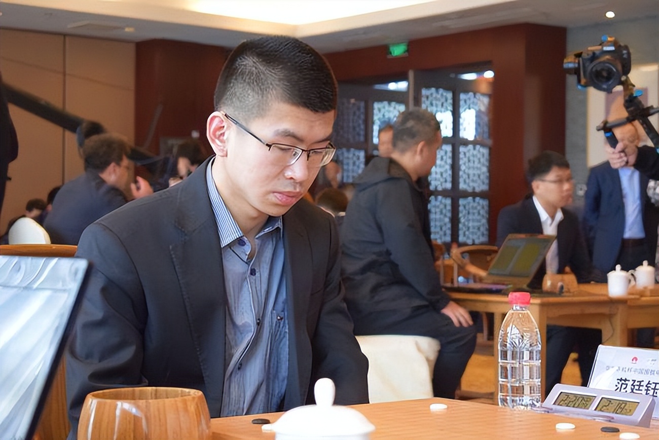 柯洁安国铉决赛第三局,柯洁最新比赛vs辜梓豪