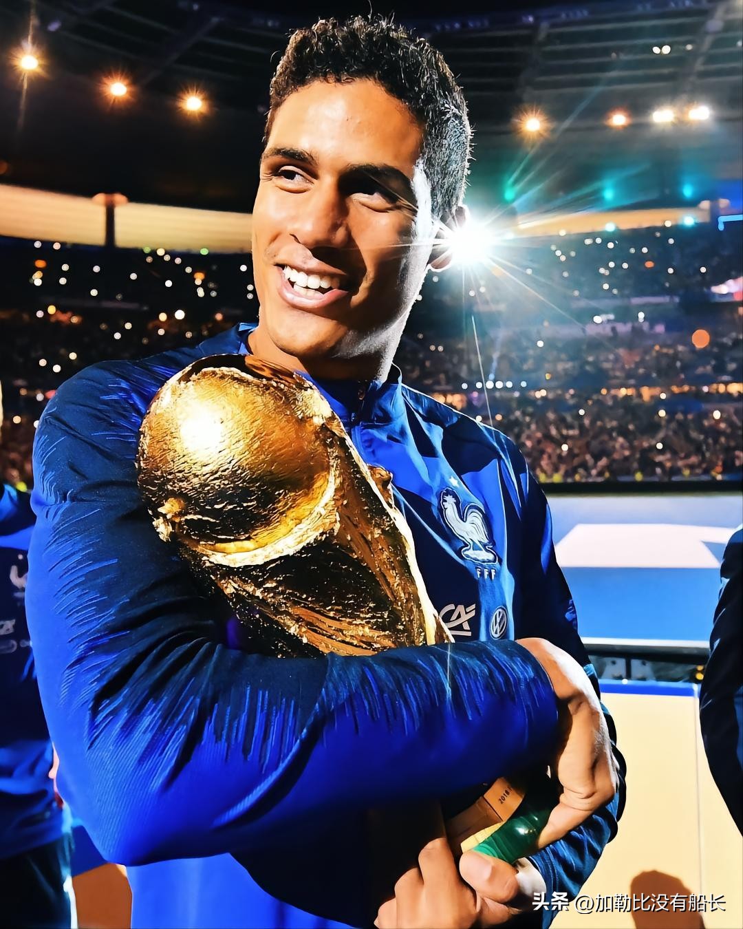 世界足球十大球星退役,世界十大退役球星排名