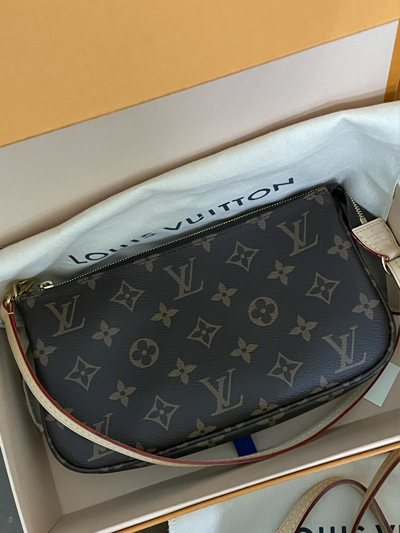 lv冷门包型,lv大包经典款对比