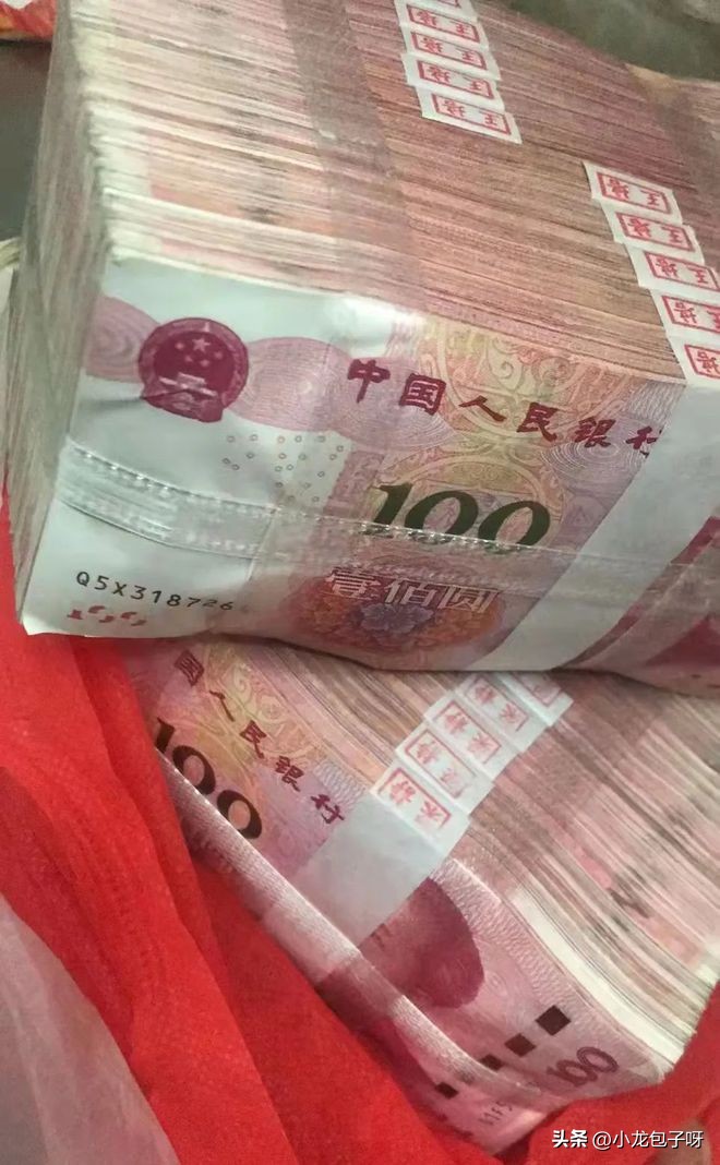 30万代孕，代死了孕母