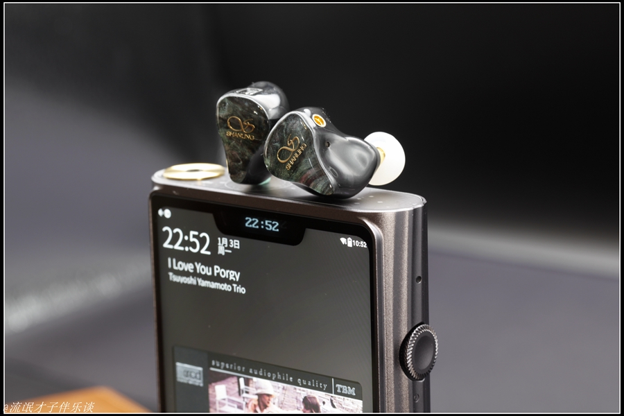 「最美刘海还是最美滚轮」山灵旗舰M9+ME800试玩手记