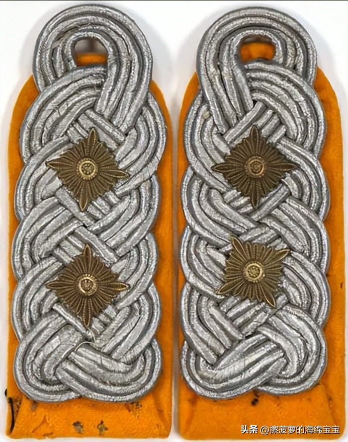 二战德国空军军衔标志,二战德国军衔级别对照表