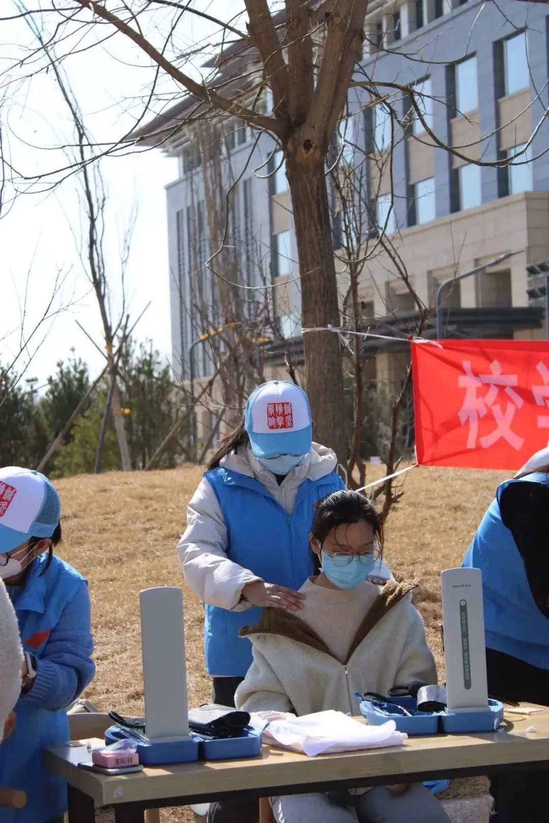 你的出现惊艳了时光温柔了岁月,一个惊艳了时光一个温柔了岁月