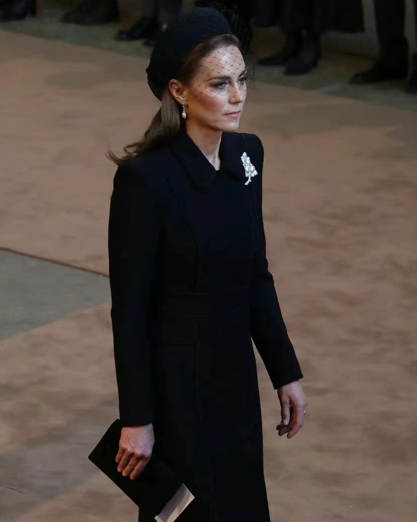 西班牙王室公主服饰品牌,欧洲国家王子公主服饰