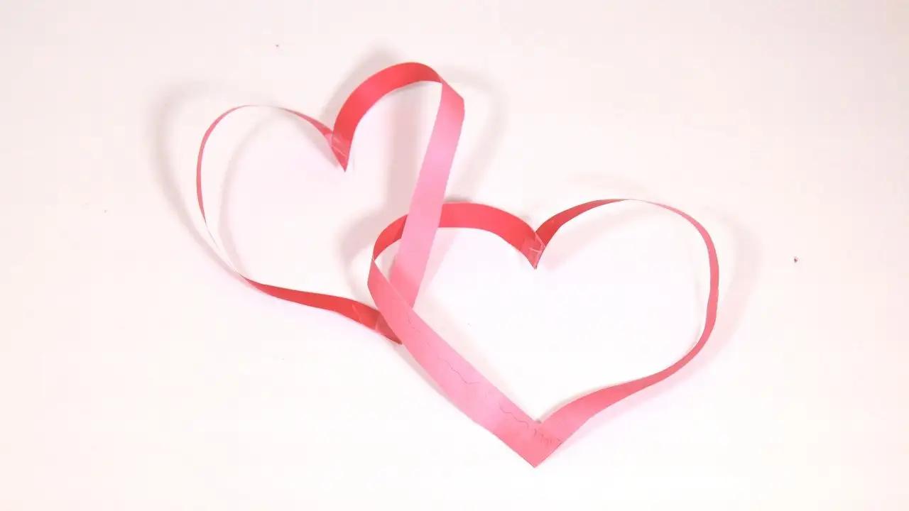 周围有人就尿不出来怎么缓解,旁边有人尿不出怎么回事