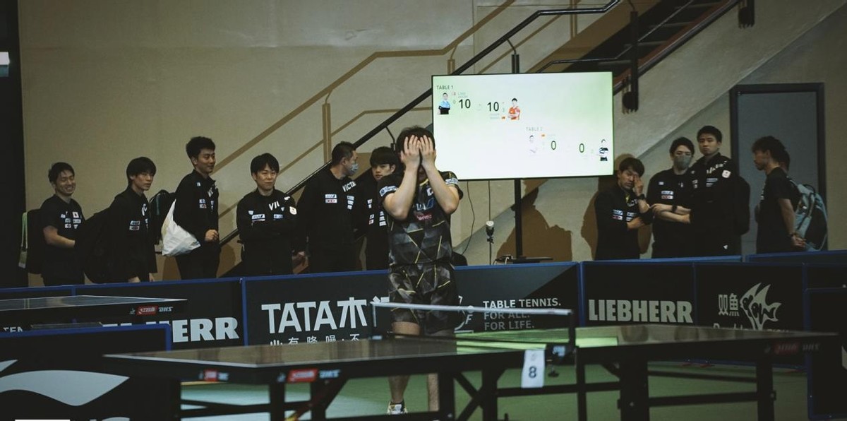 梁靖崑张本智和赛后采访,张本智和赛后采访哭了视频