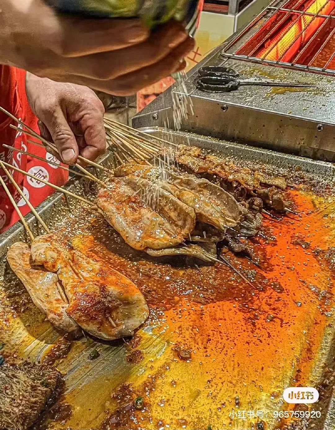 成都推三轮车上菜的苍蝇馆子,吃遍成都100家苍蝇馆子