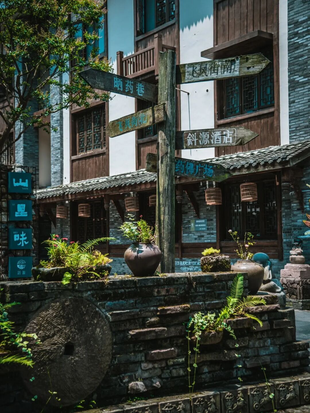 避暑旅游景点看山看水,清凉避暑好去处雪溪洞一日游