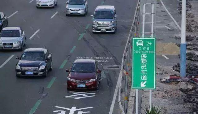 副驾驶不系安全带扣三分罚200,副驾驶不坐人扣200