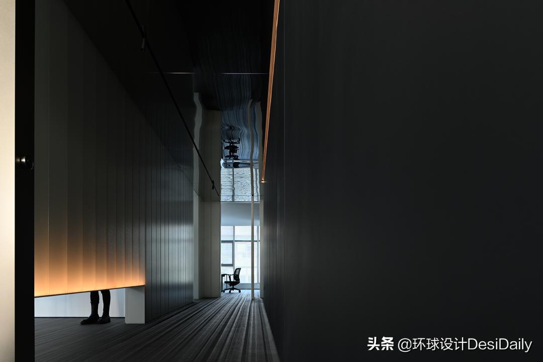 鍙ゆ湪瀛愭湀,鍙ゆ湪瀛愭湀浣滃搧