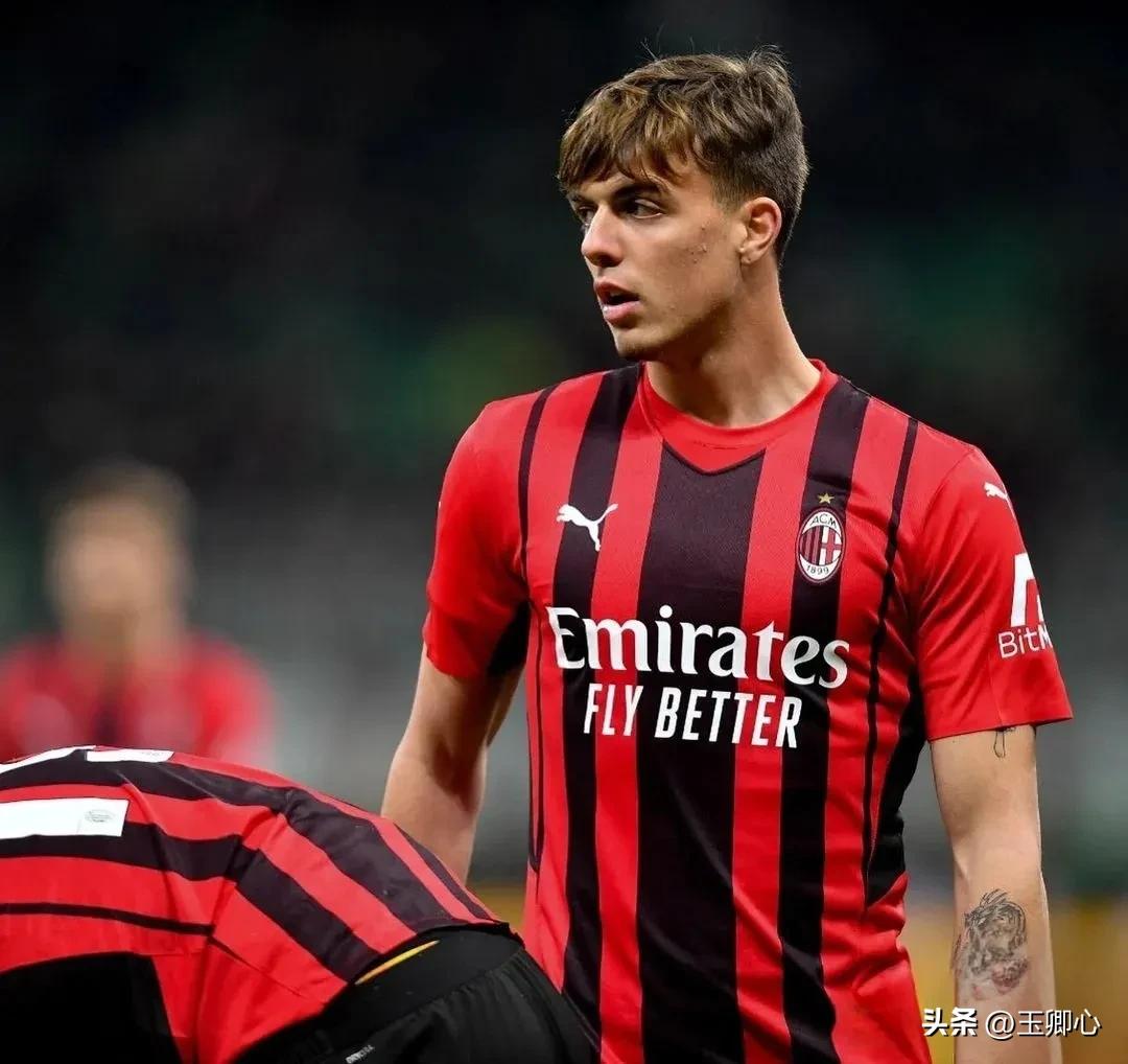 足球诗人贺炜的背景音乐,足球诗人贺炜村超