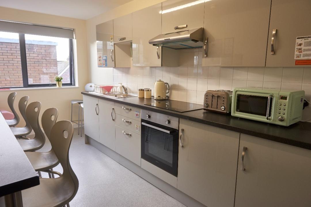 “当代孟母”梦中情校！英式House，英国德欧中学牛剑G5拿手软