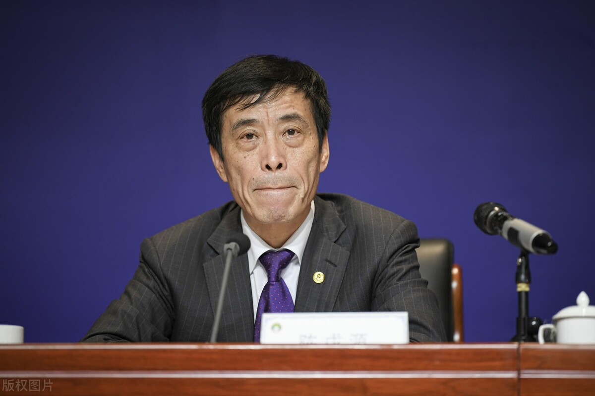 足协2人被查后，名记又爆陈戌源处境不妙，李璇：时间不多了