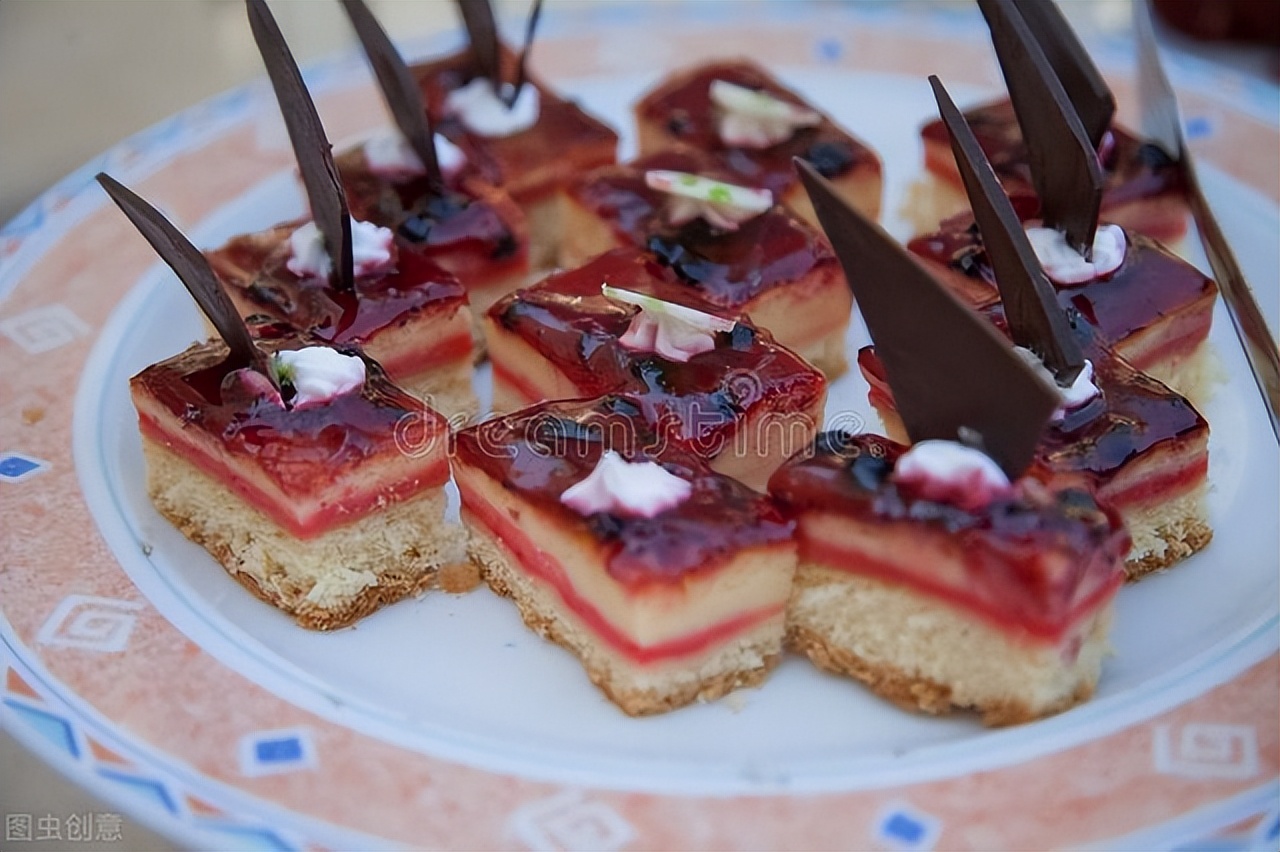 关于不停地吃甜食的危害,爱吃甜食是一种病吗