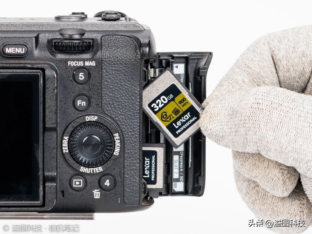 相机还有哪些必要的小配件,相机买了还需要什么必要配件