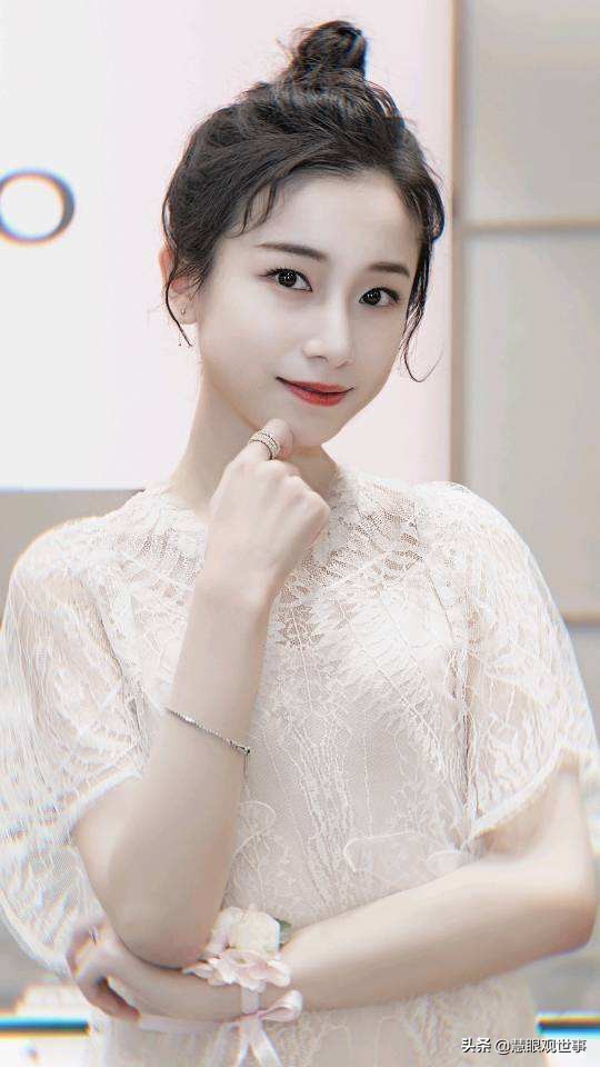 《侯海洋基层风云》无奈的巴山政府办主任杨春