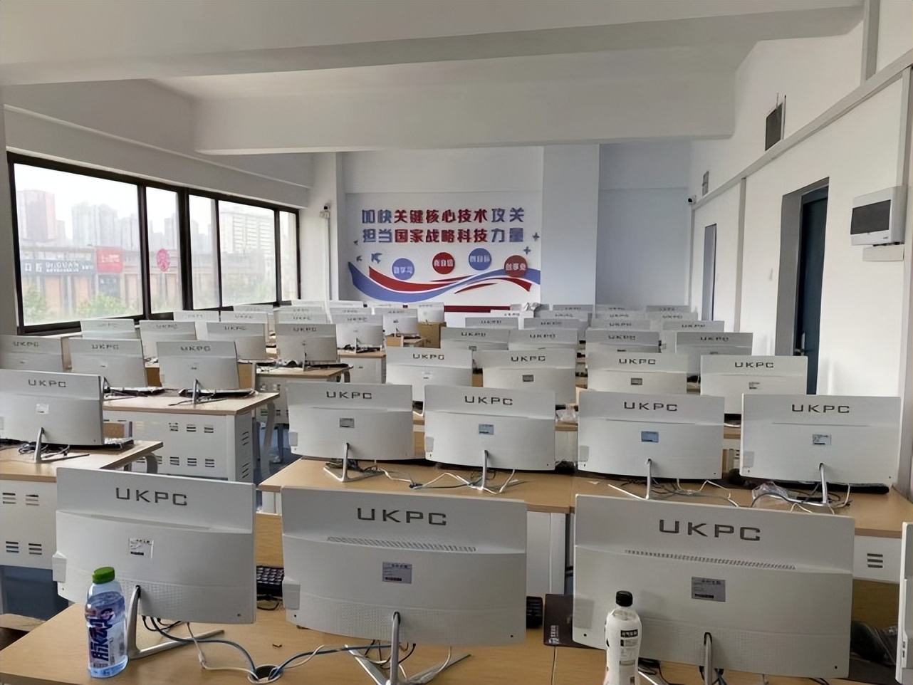 电脑租赁平台同城怎么操作,台式电脑租赁哪里可以租