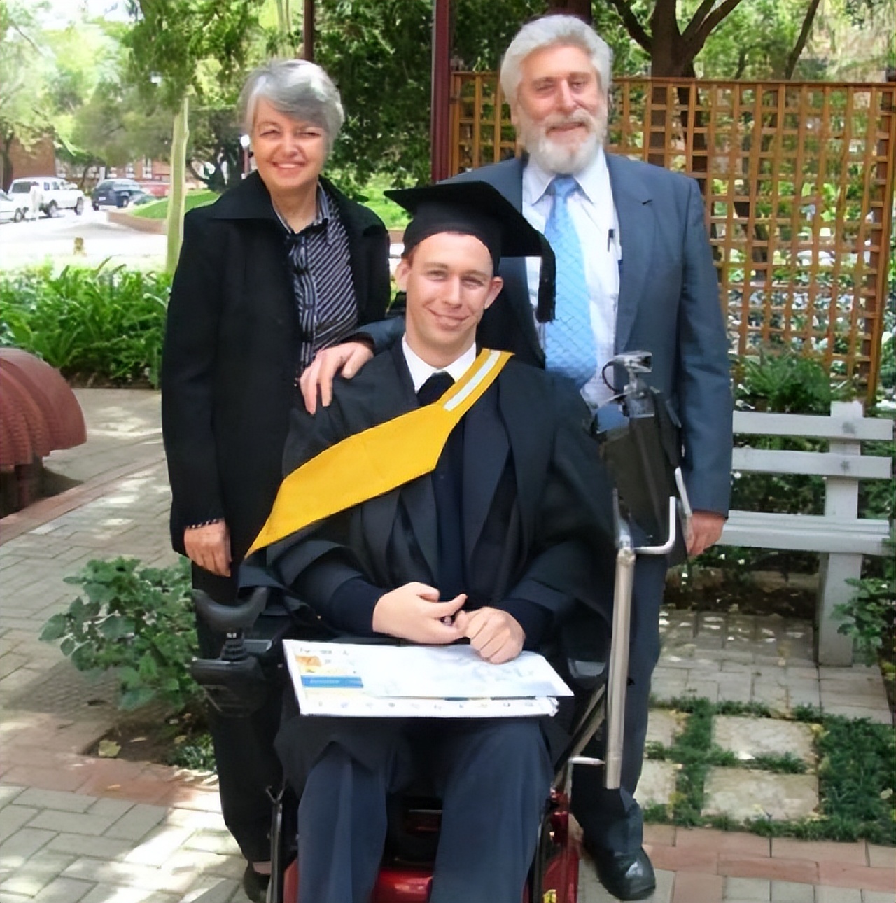 幽灵男孩马丁现状,幽灵男孩死亡后苏醒