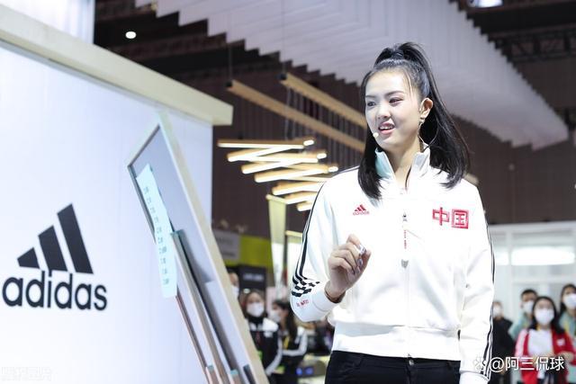 女排联赛朱婷李盈莹,女排队员朱婷现有资产