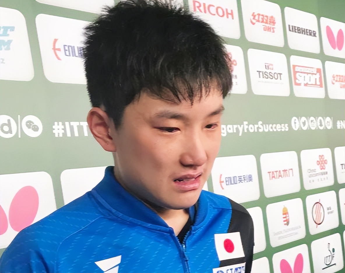 泰国选手打乒乓球,国乒20岁小将4-0劲敌世青赛三冠王