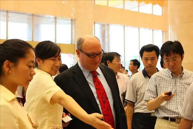 三得利乌龙茶和农夫山泉东方树叶,日本三得利与中国饮料企业对比