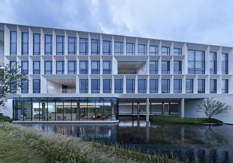 斜切转角楼梯立面施工图,建筑立面效果设计处理手法