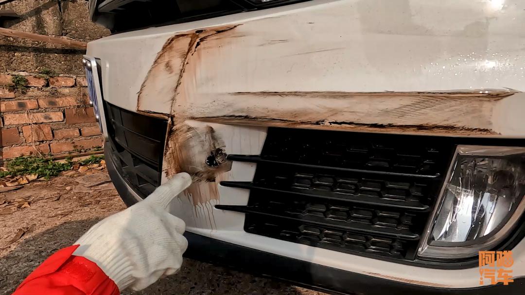 汽车蹭上了油漆怎么去除,汽车油漆蹭掉怎么办