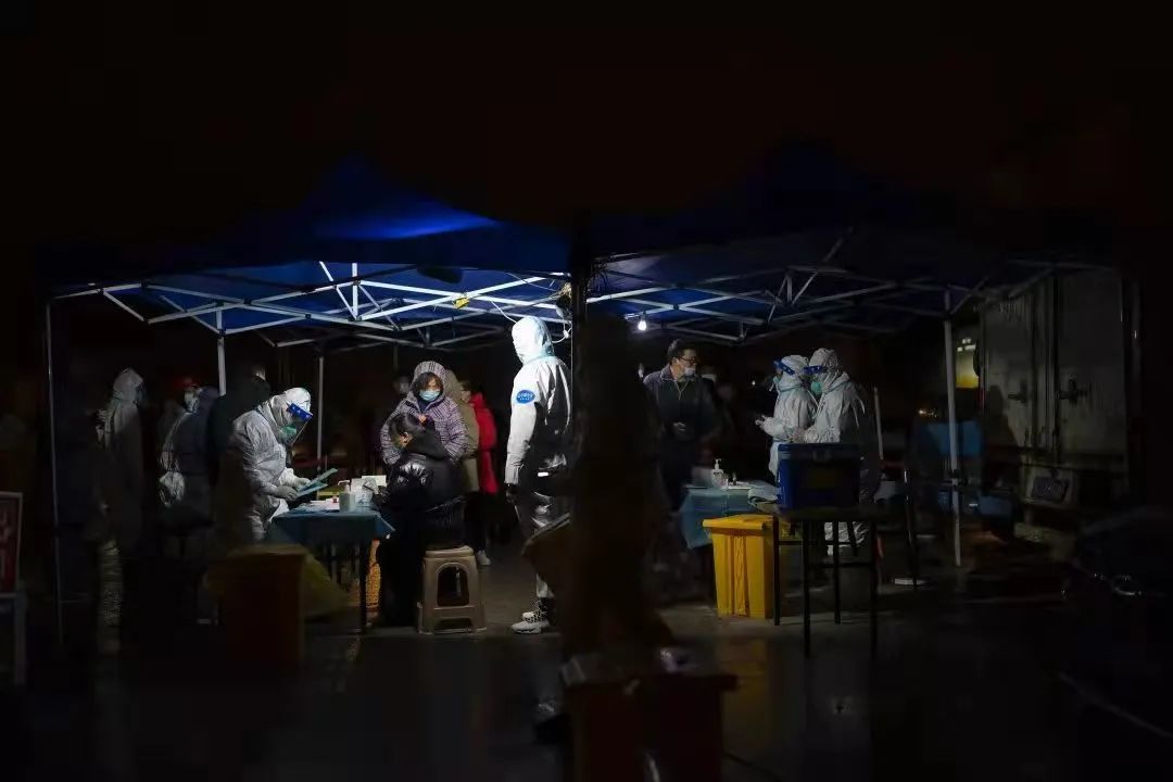 【抗疫一线】江苏公安:同心抗疫待春回镜头定格“疫”瞬间