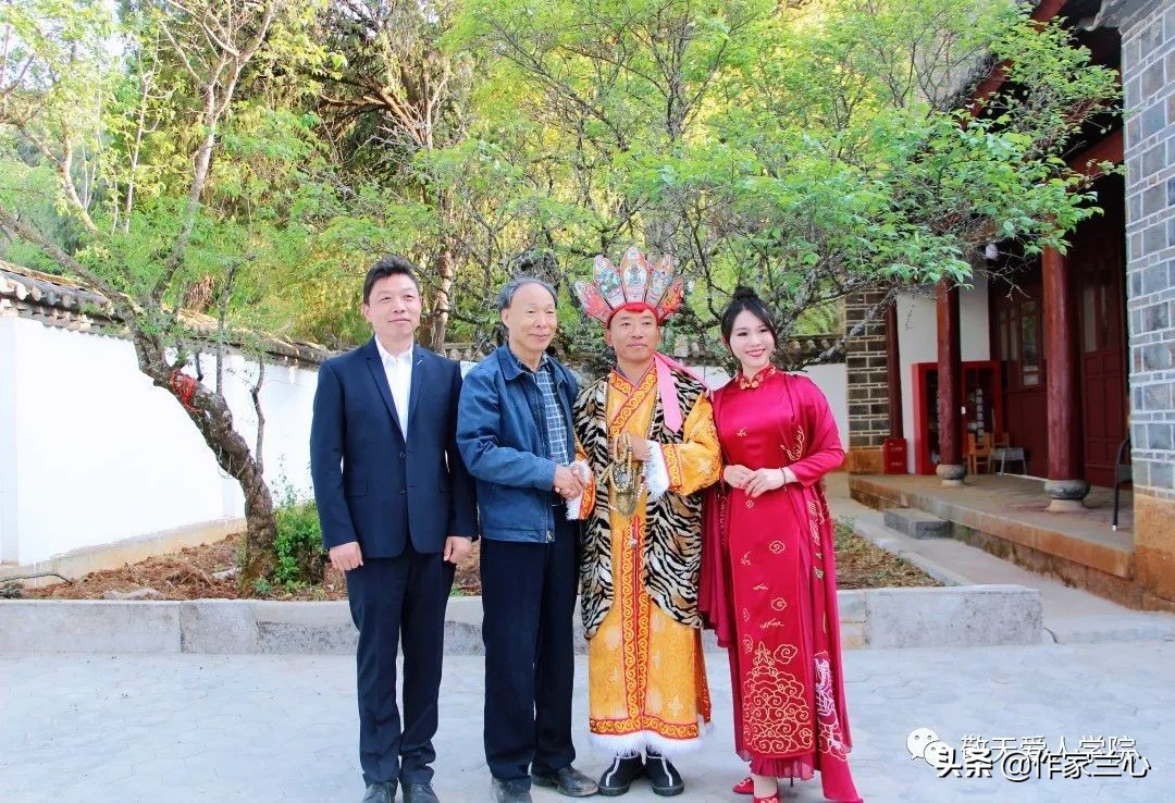 万一龙：以高维智慧，布世间大爱